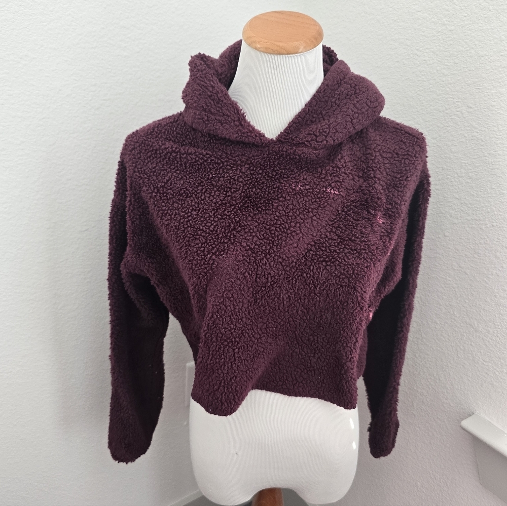 Urban outfitters Cropped Sweater